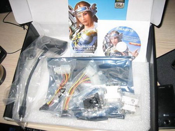Gigabyte GeForce GTX 285 complete set